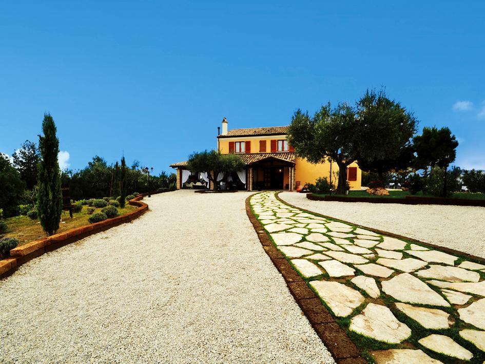 Gasthaus Briciola Di Sole Grottammare Exterior foto